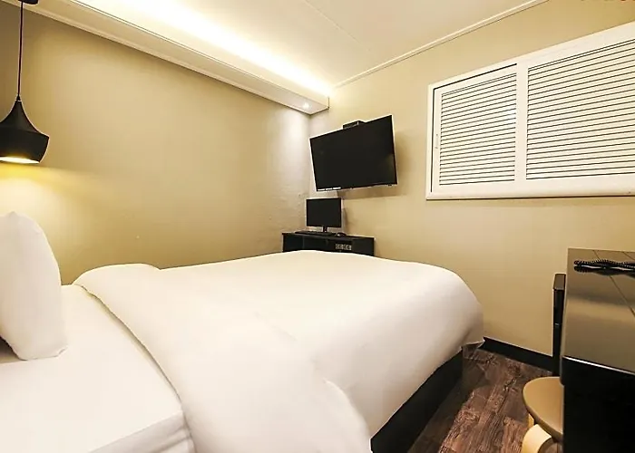 Hotel Wo Station